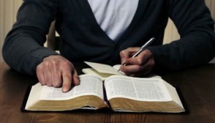 Step-5-The-Christian-and-the-Bible